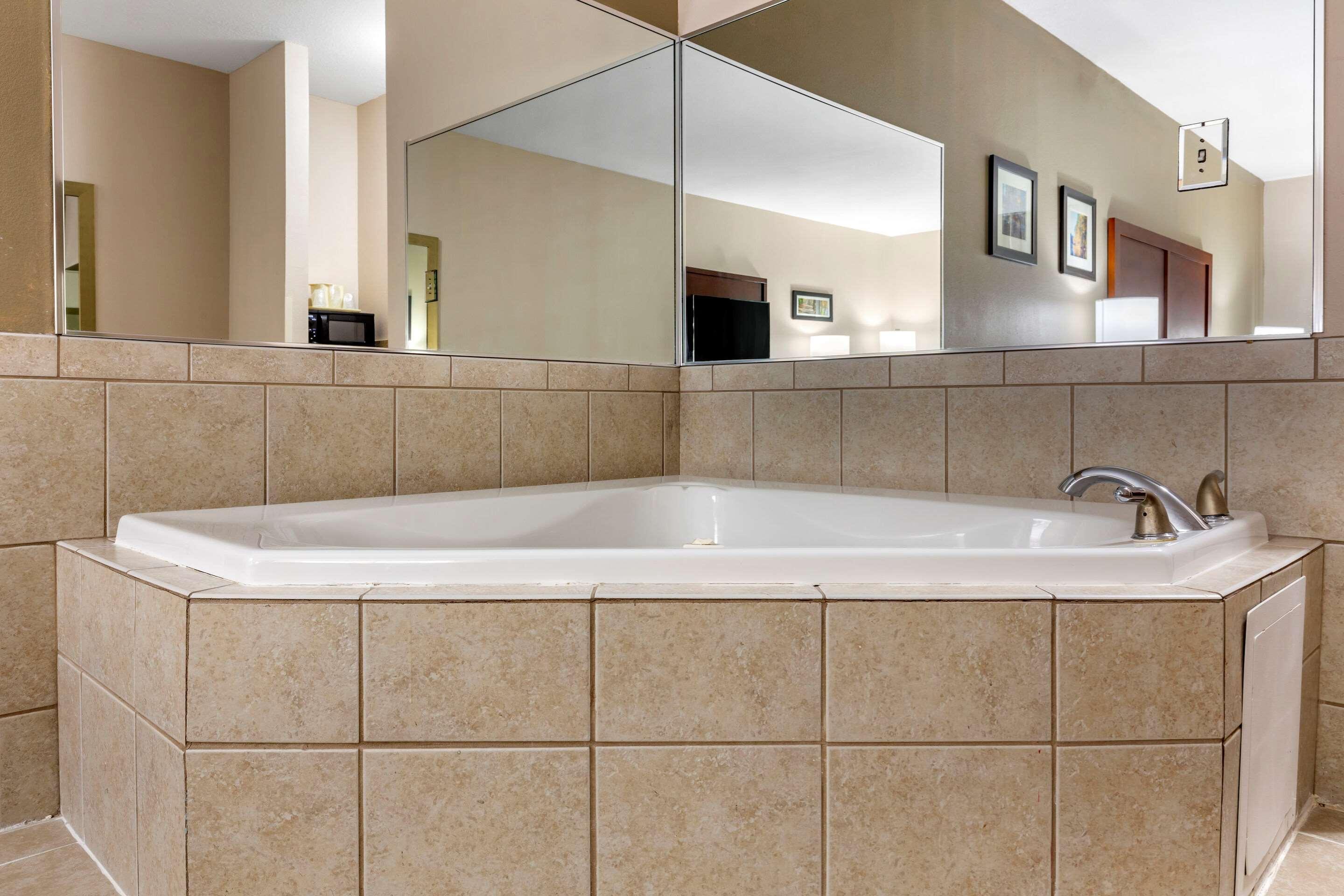 Comfort Inn Smithfield Near I-95 Экстерьер фото